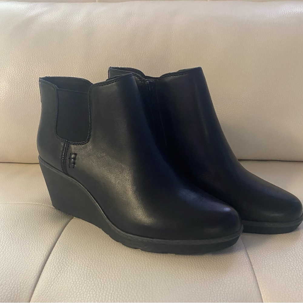 Clarks Women's Black Wedge Ankle Boots